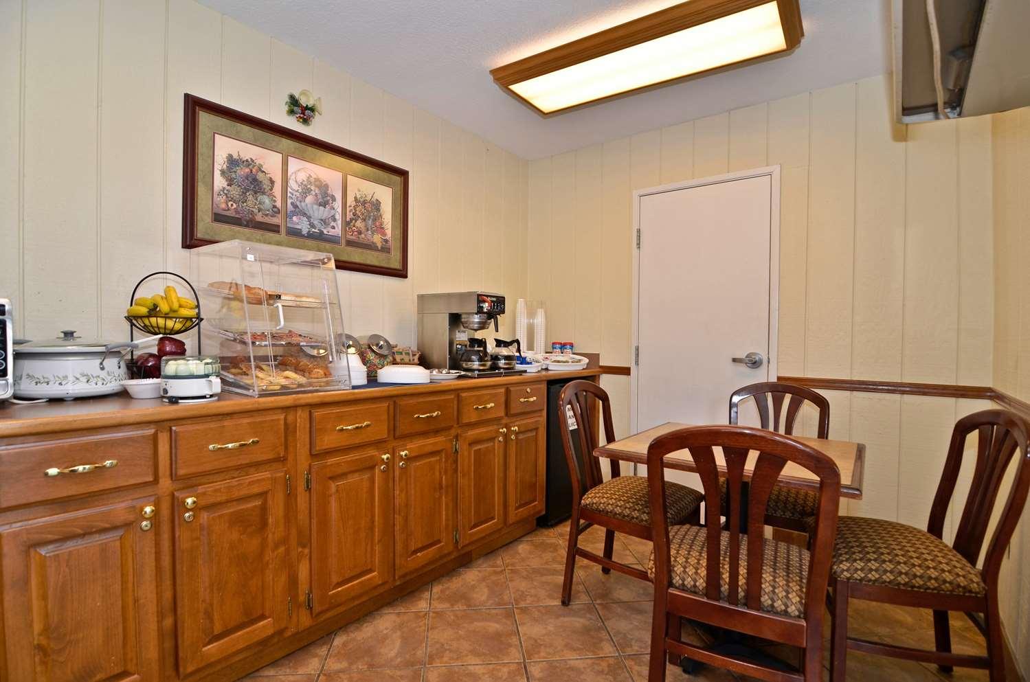 Best Western - Mckenzie Bagian luar foto